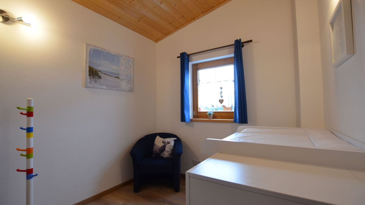 Kinderzimmer mit Wickeltisch Kinderzimmer mit Wickeltisch